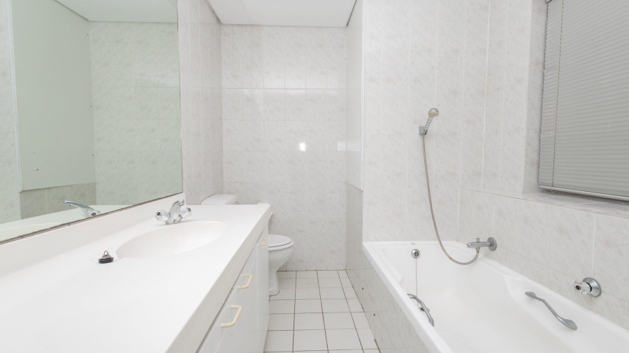 To Let 3 Bedroom Property for Rent in Table View Western Cape